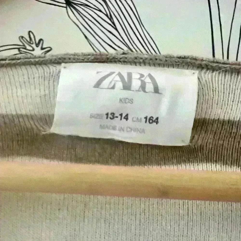 ZARA Women’s Knit Striped Cardigan with Hood Size 13-14 - Picture 2 of 3